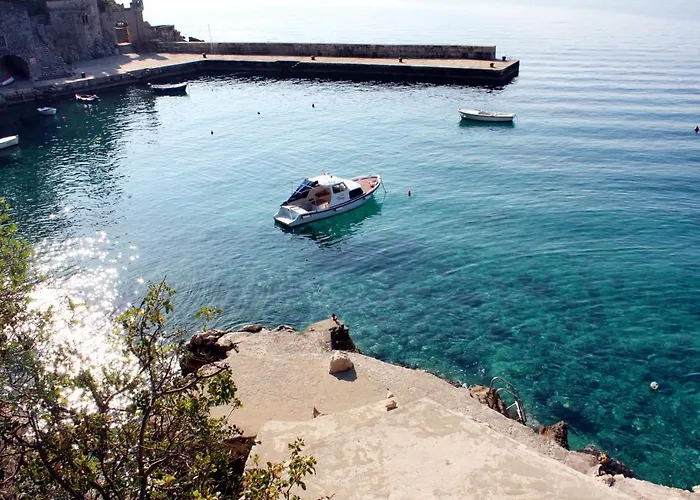 דירה With A Parking Space Trsteno, Dubrovnik - 8594 *