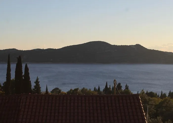 דירה With A Parking Space Trsteno, Dubrovnik - 8594 טרסטנו