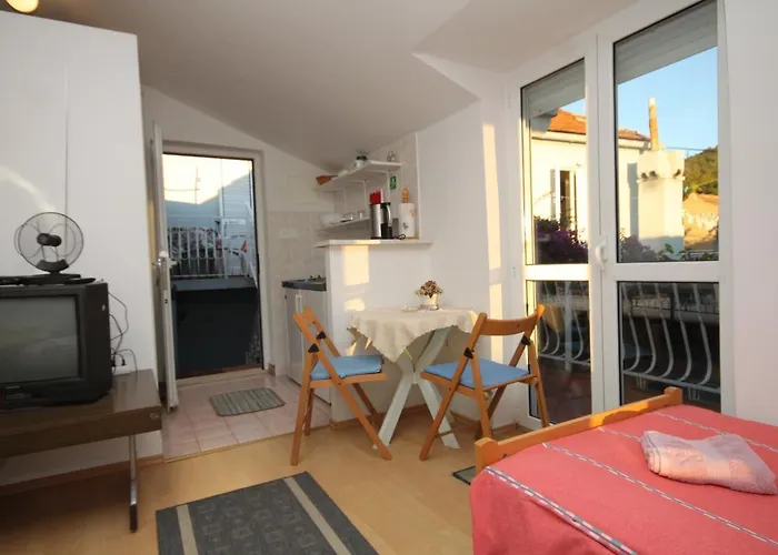 With A Parking Space Trsteno, Dubrovnik - 8594 דירה *